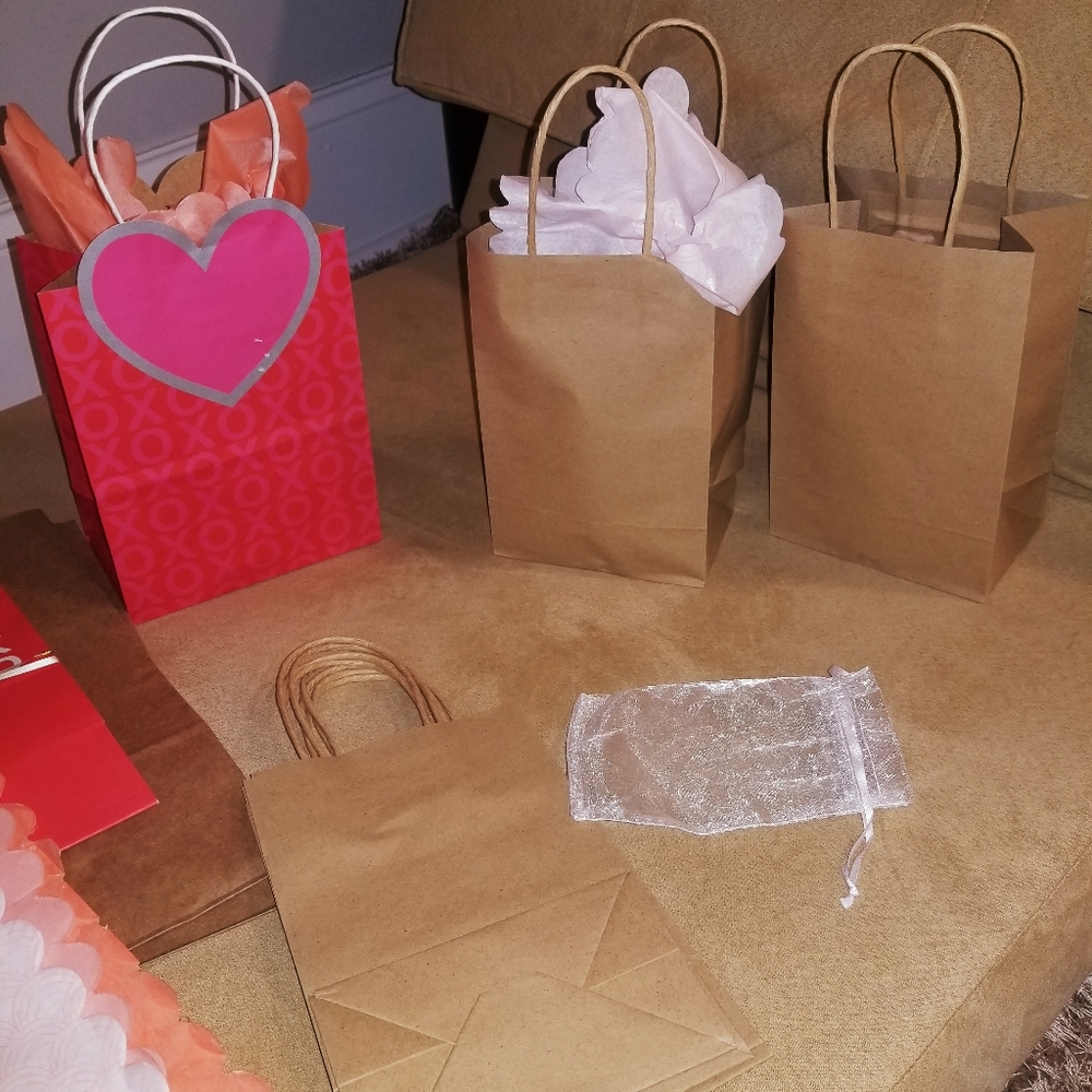 HUGE GIVEAWAYπ (CLOSED) - Picture 3 of 8